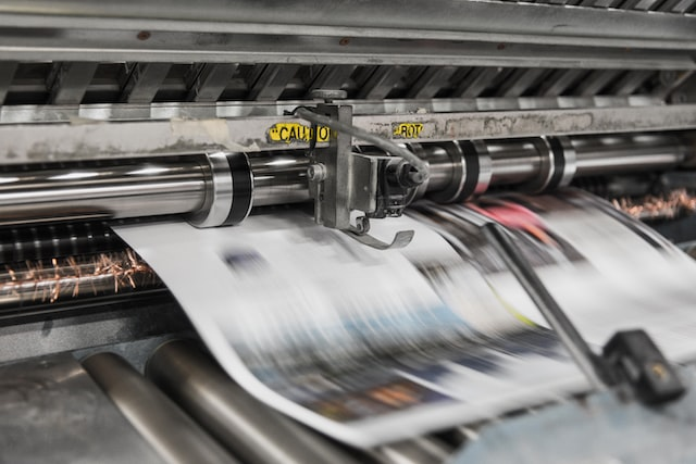 Die meisten Unternehmen geben ihre Mitarbeiterzeitung als Papier-Version heraus.